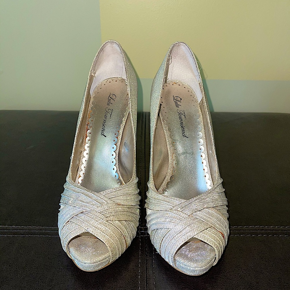 Gold Shimmer Pumps
